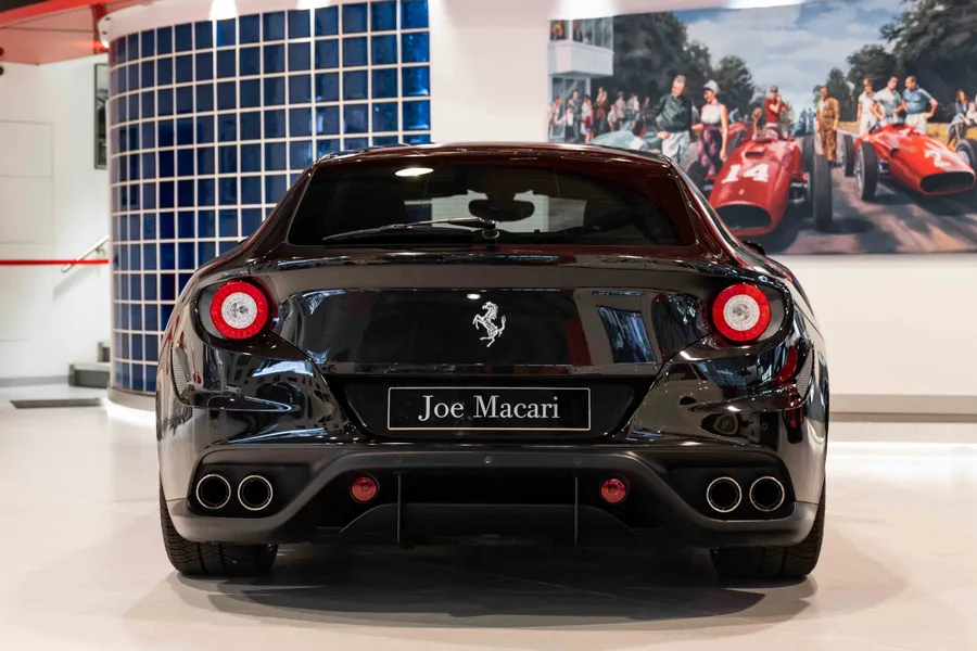 Ferrari FF