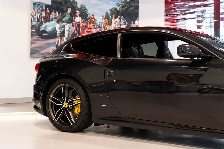 Ferrari FF