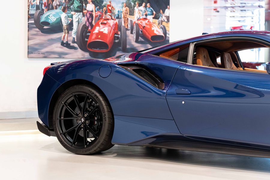 Ferrari 488 Pista