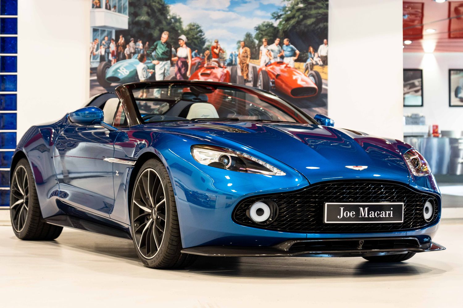 Aston Martin Vanquish Zagato Speedster