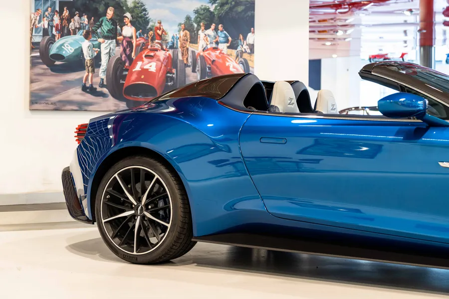Aston Martin Vanquish Zagato Speedster