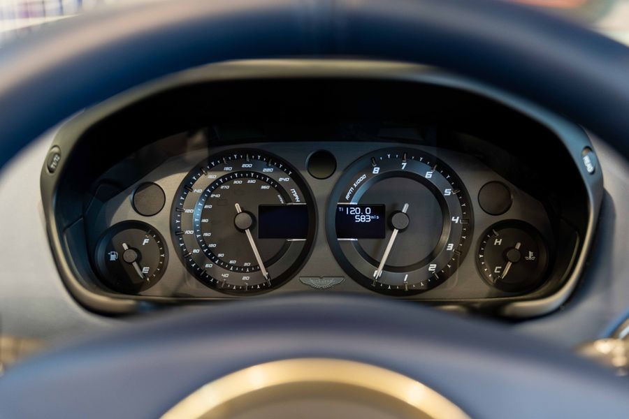 Aston Martin Vanquish Zagato Speedster