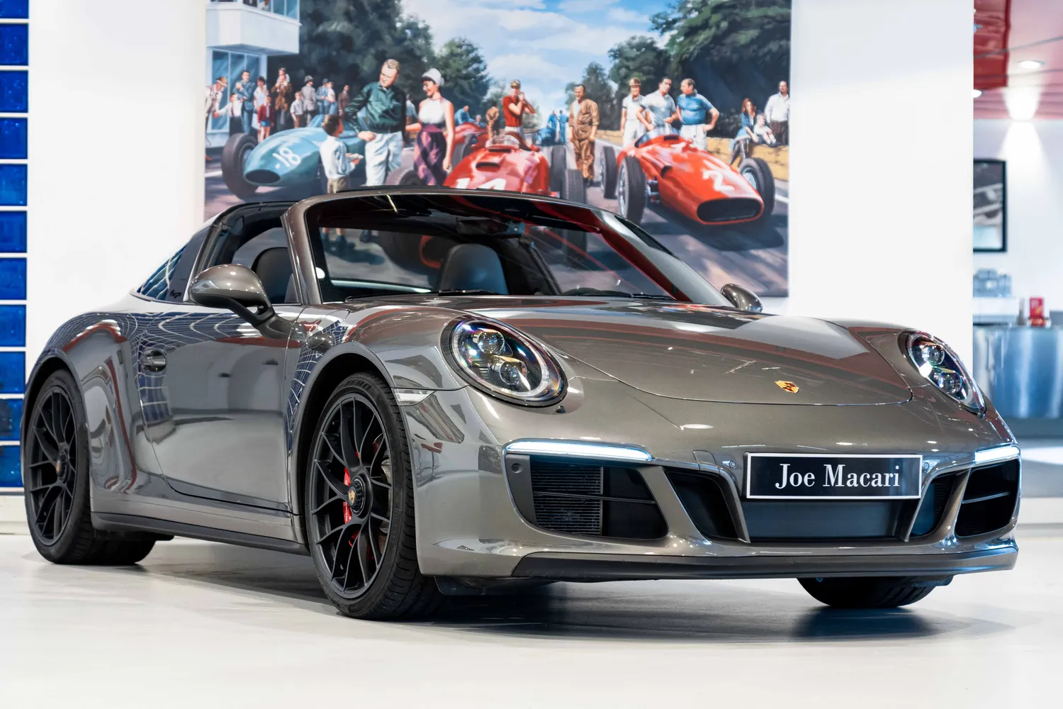 Porsche 911 Targa GTS LHD