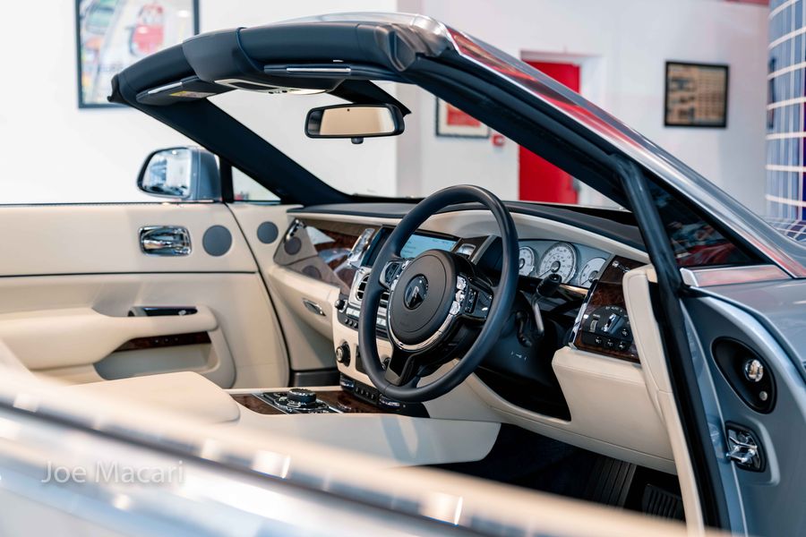 Rolls-Royce Dawn