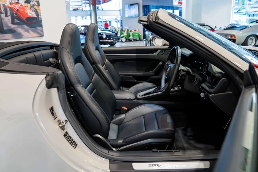 Porsche 992 Carrera S Cabriolet