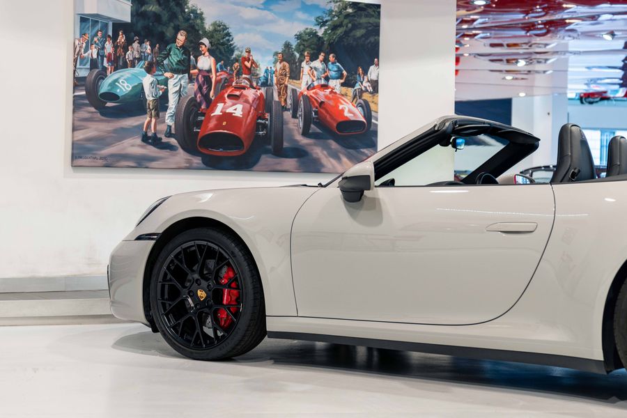 Porsche 992 Carrera S Cabriolet