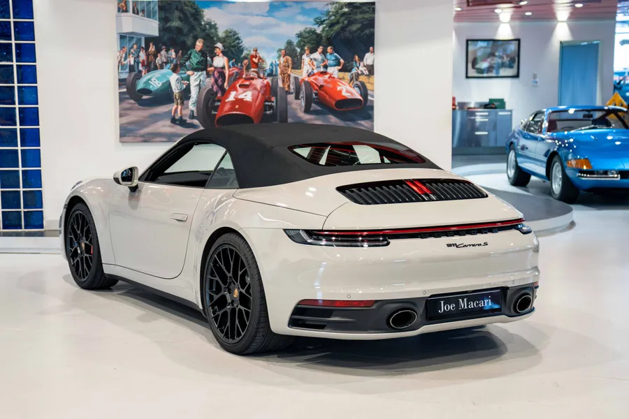 Porsche 992 Carrera S Cabriolet