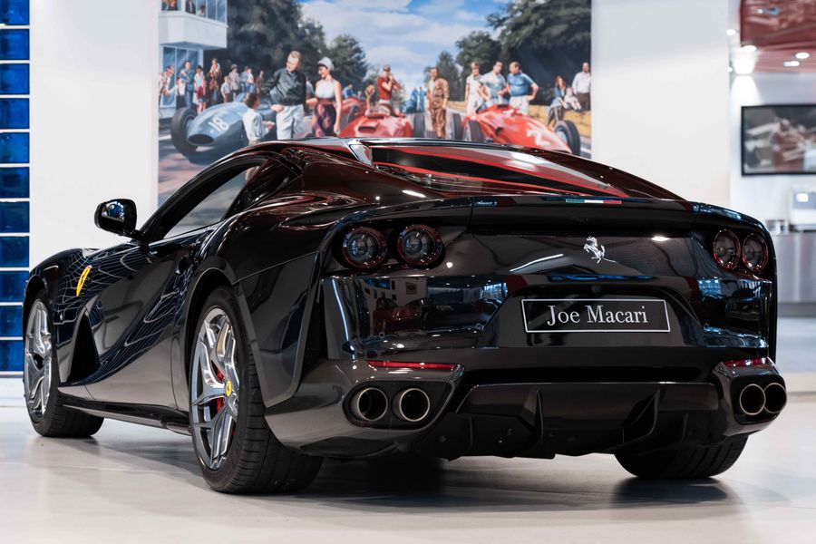 Ferrari 812 Superfast