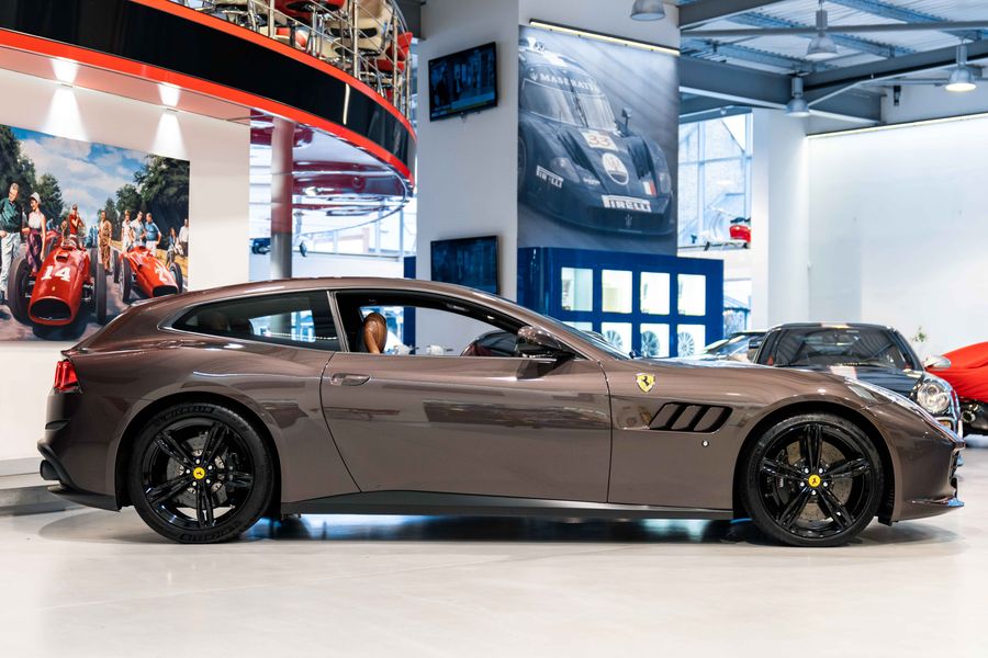 Ferrari GTC4 Lusso Tailormade