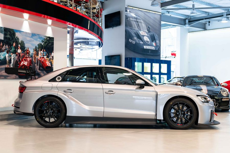 Audi RS3 LMS TCR