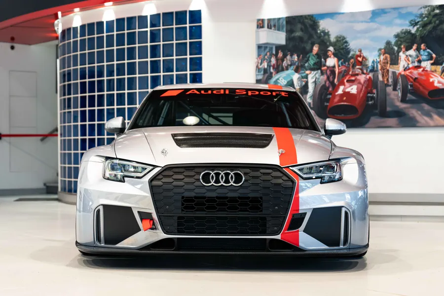 Audi RS3 LMS TCR