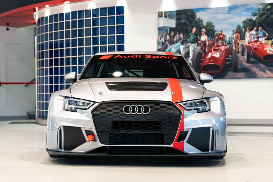 Audi RS3 LMS TCR