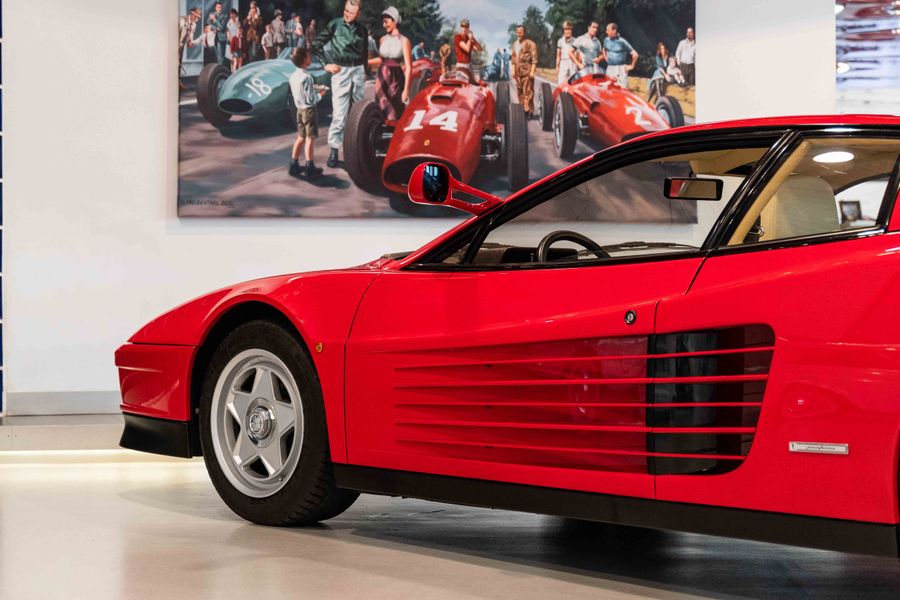 Ferrari Testarossa Monospecchio