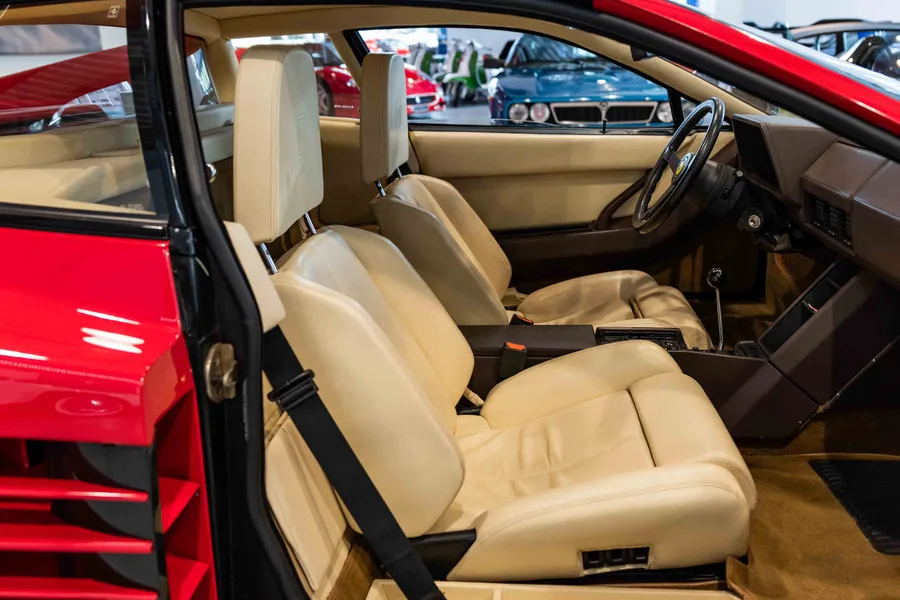 Ferrari Testarossa Monospecchio