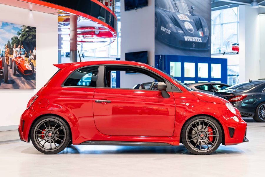 Abarth 695 Officine Ferrari RHD