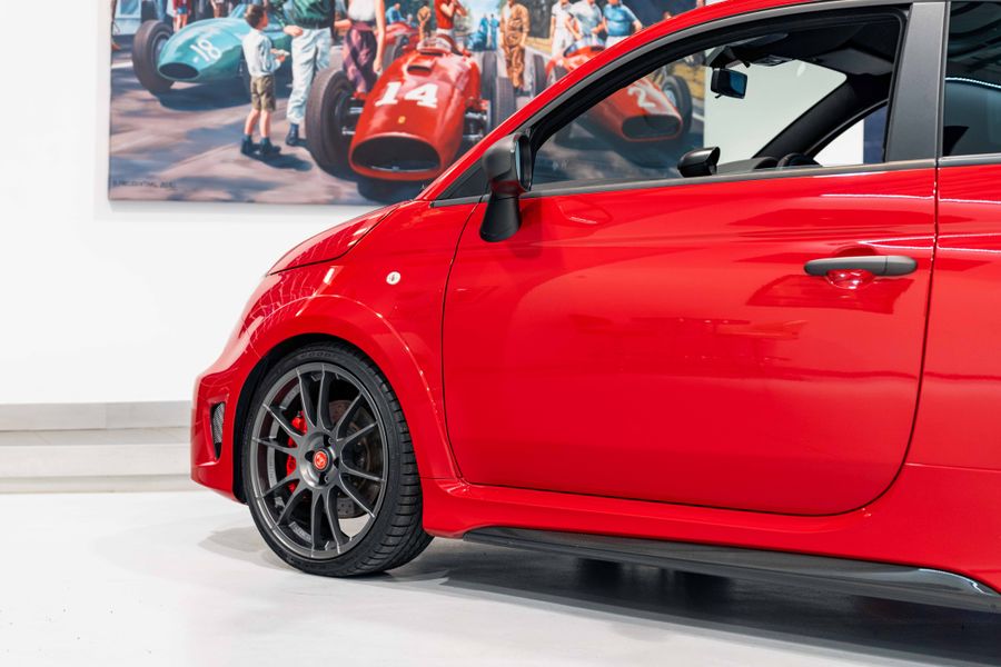 Abarth 695 Officine Ferrari RHD