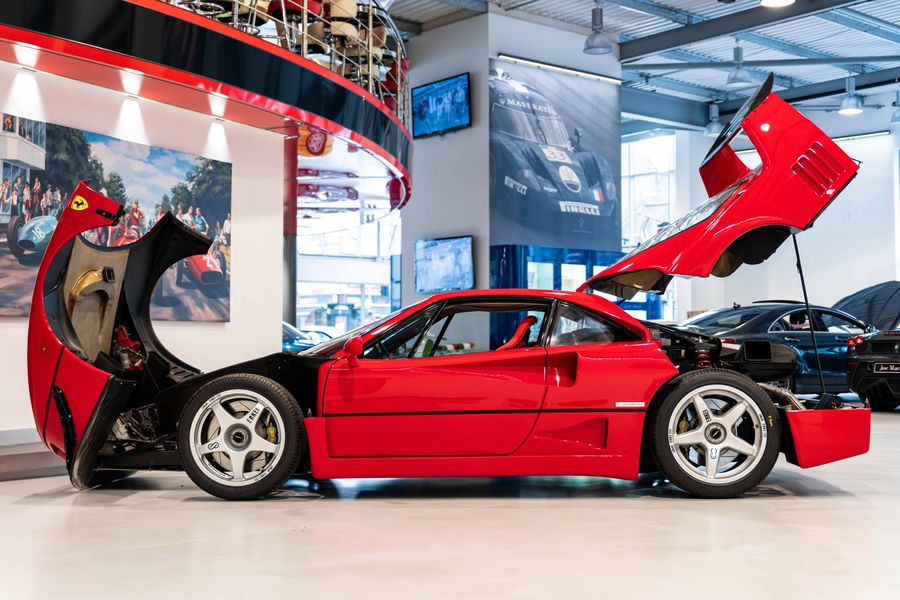 Ferrari F40