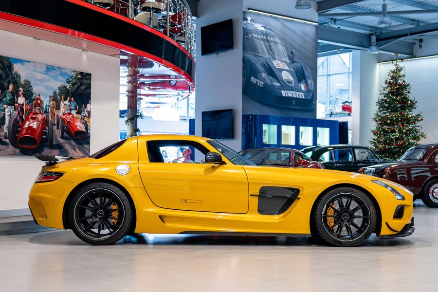 Mercedes-Benz SLS Black Series RHD