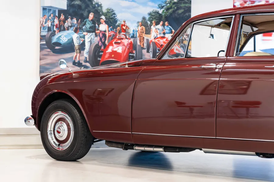 Bentley S2 Continental Flying Spur