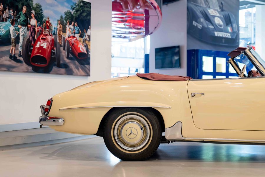 Mercedes-Benz 190 SL