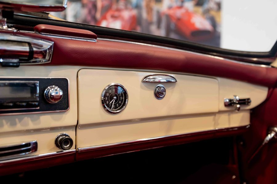 Mercedes-Benz 190 SL