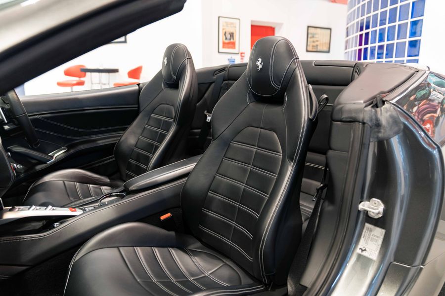 Ferrari California T