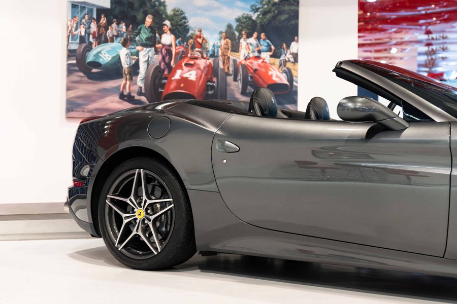 Ferrari California T
