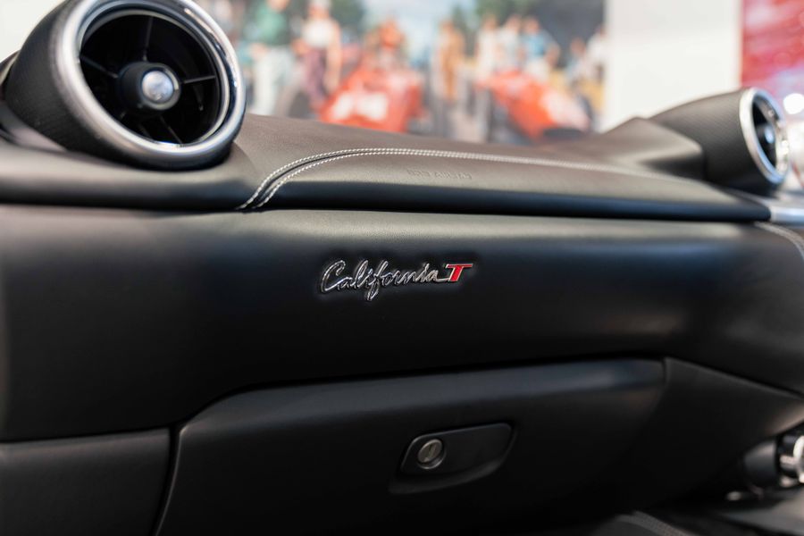 Ferrari California T