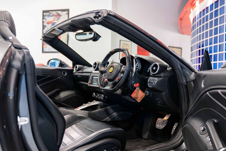 Ferrari California T