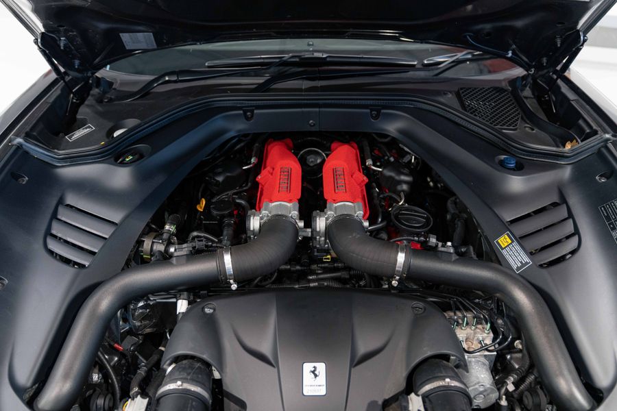 Ferrari California T