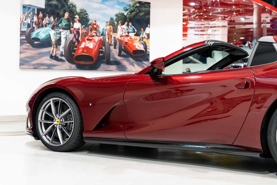 Ferrari 812 GTS