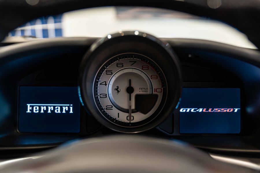 Ferrari GTC4 Lusso T