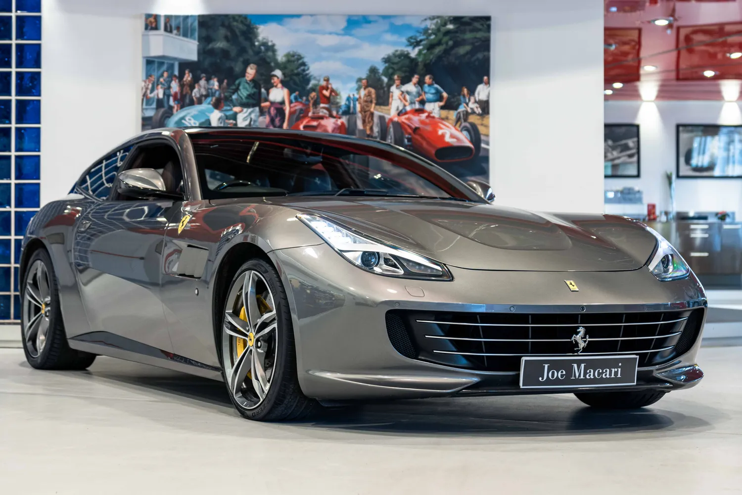 Ferrari GTC4 Lusso V12