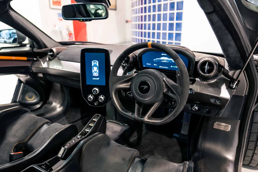 McLaren Senna