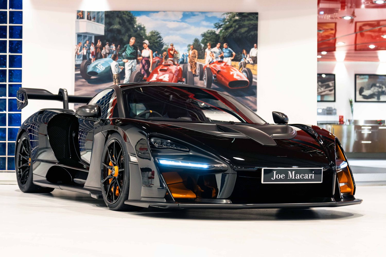 McLaren Senna
