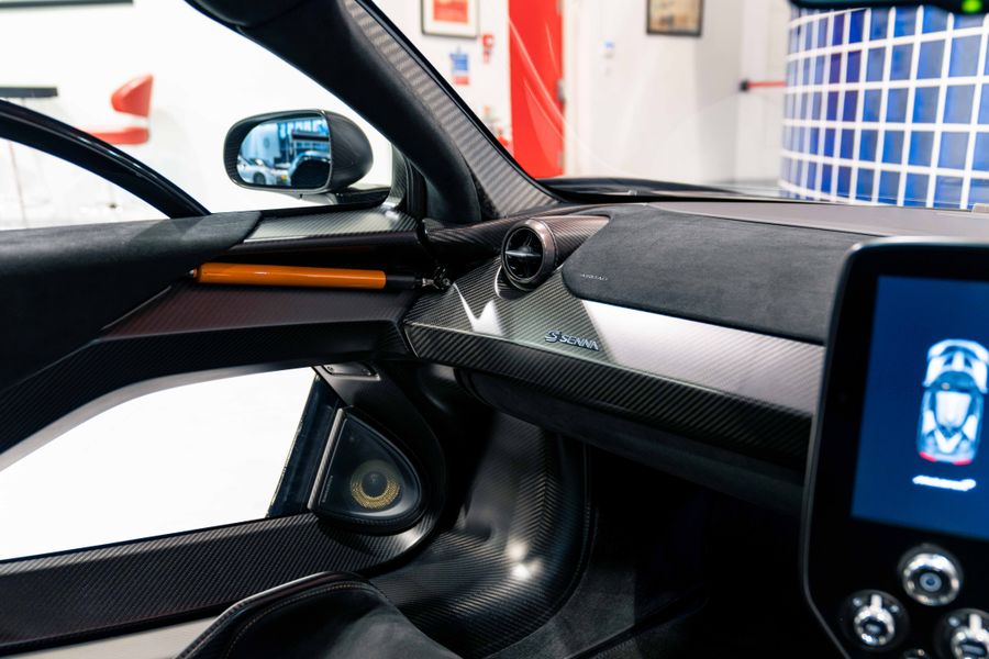 McLaren Senna