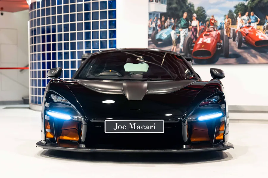 McLaren Senna