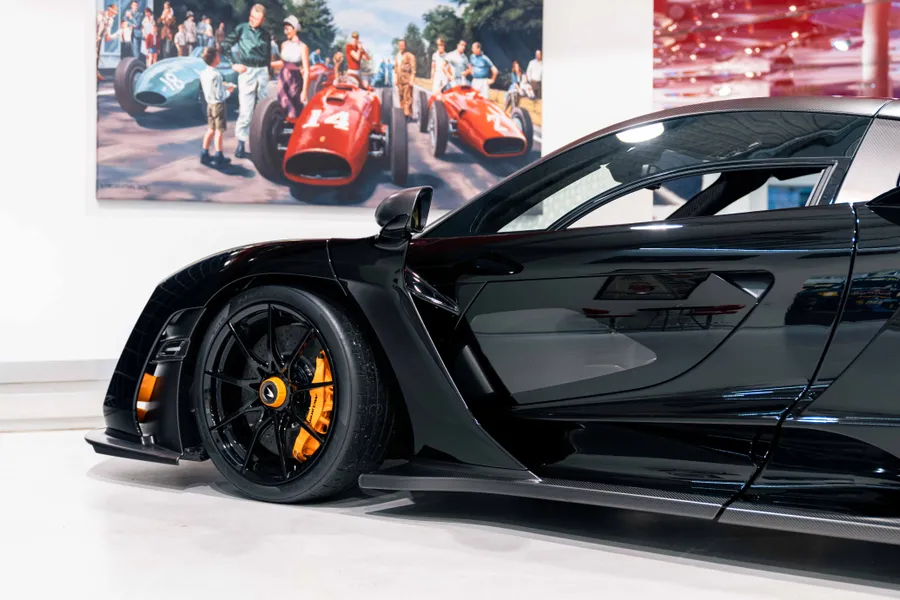 McLaren Senna