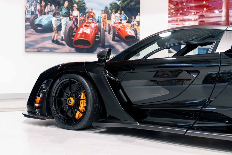 McLaren Senna