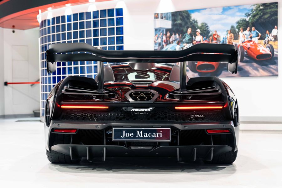 McLaren Senna