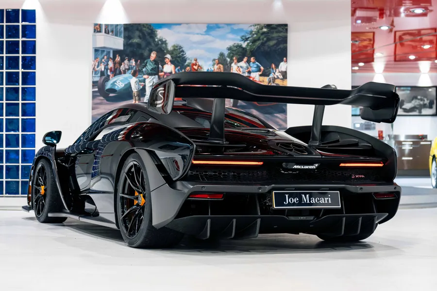 McLaren Senna