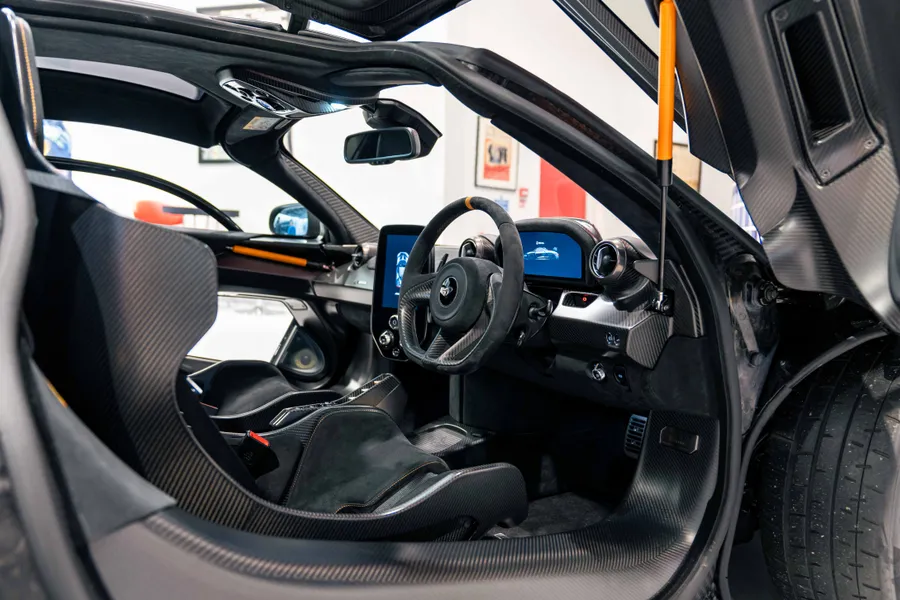 McLaren Senna