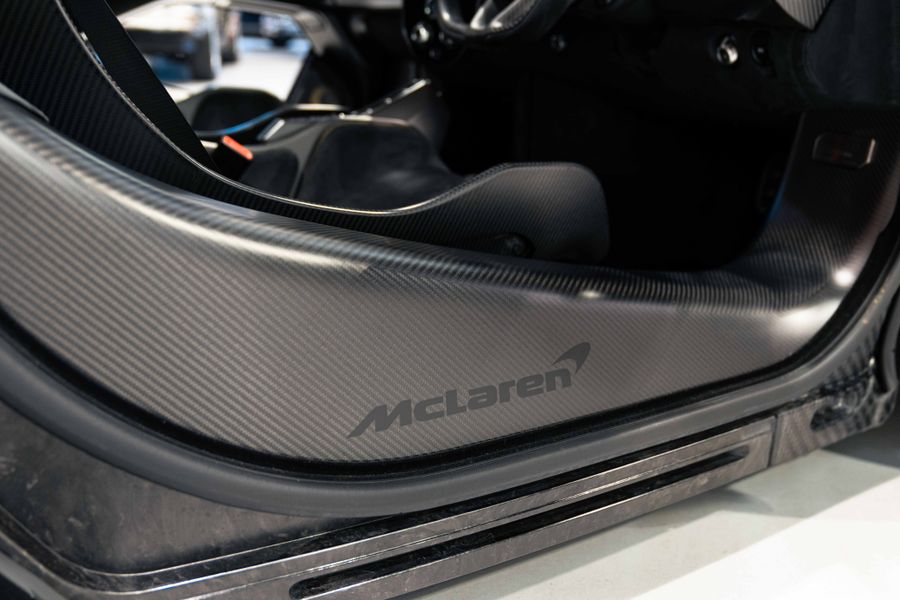 McLaren Senna