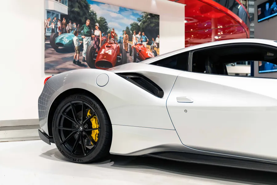 Ferrari 488 Pista