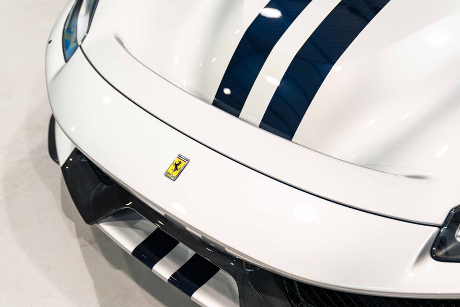 Ferrari 488 Pista