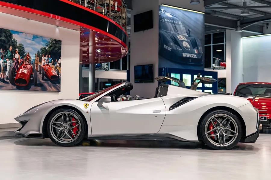 Ferrari 488 Pista Spider