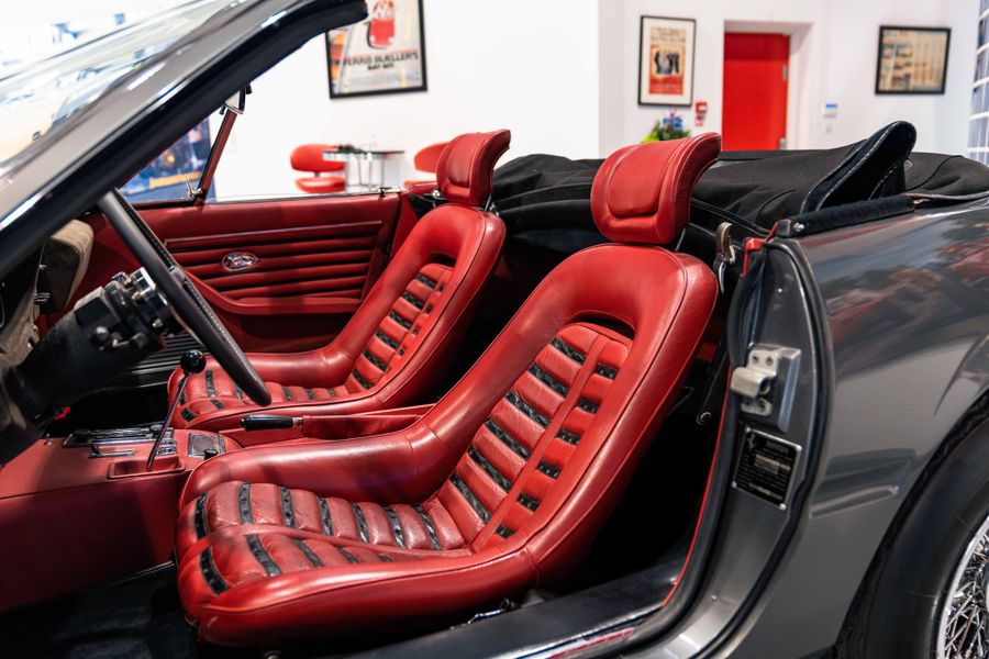 Ferrari 365 GTS/4 Daytona Spyder