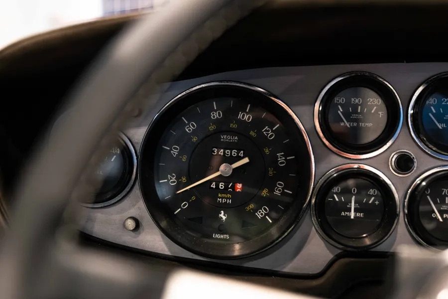 Ferrari 365 GTS/4 Daytona Spyder