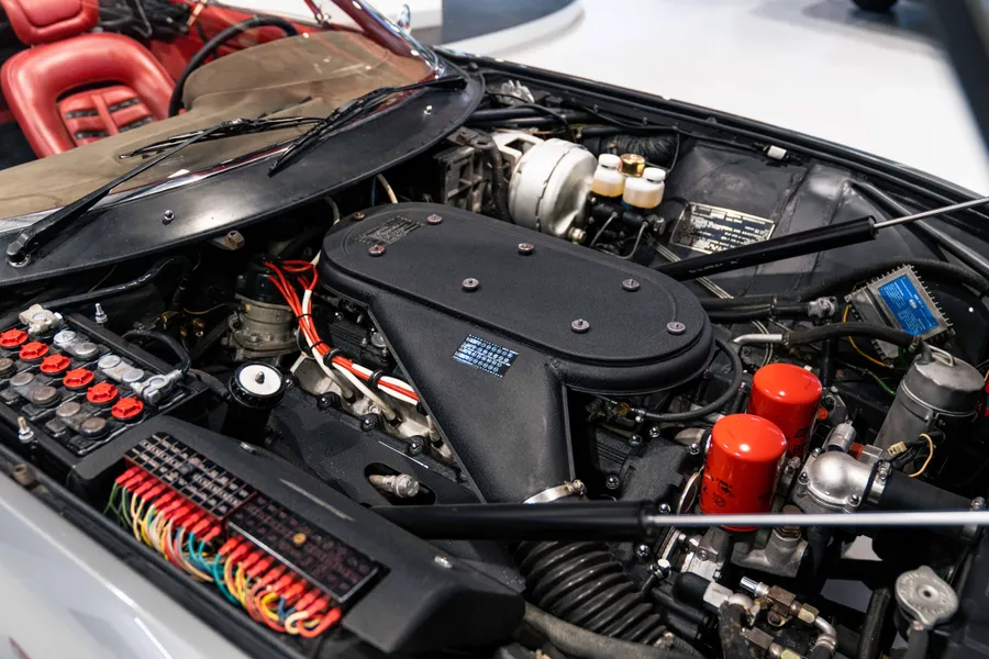 Ferrari 365 GTS/4 Daytona Spyder