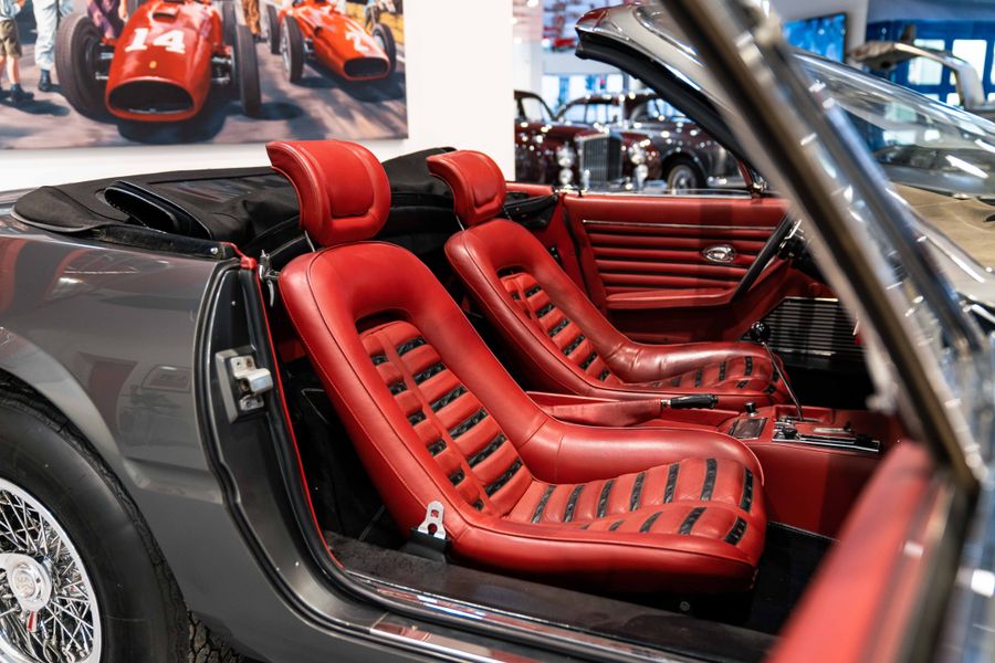 Ferrari 365 GTS/4 Daytona Spyder
